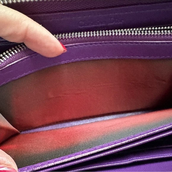 Dior Patent Leather Purple Signature Zip Around Wallet Purse. - Picture 6 of 10